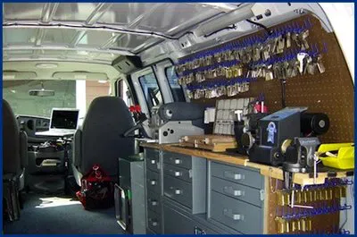 Advantage Locksmith Store Somerset, NJ 908-533-9202 - 2-mobile-locksmith